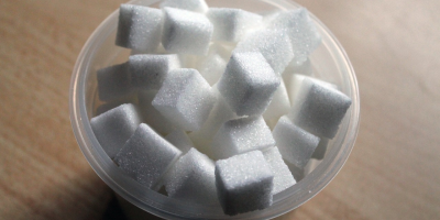 Image: kalhh, Sugar cubes lumps, Pixabay, Pixabay Licence