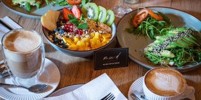 Photo of healthy meals in restaurant. Credit: Duong Hoa via Pexels