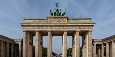 Image: Pierre-Selim Huard, Brandenburg gate in Berlin, Wikimedia Commons, Creative Commons Attribution 4.0 International