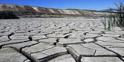 Image: Hydrosami, Drought land dry mud BOUHANIFIA Algeria, Wikimedia Commons, Creative Commons Attribution-Share Alike 4.0 International