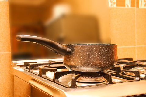 Image: Three-shots, Pan stove fire boiling, Pixabay, Pixabay Licence