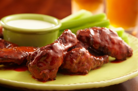 Image: USDA, Chicken wings with celery, Flickr, Creative Commons Attribution 2.0 Generic