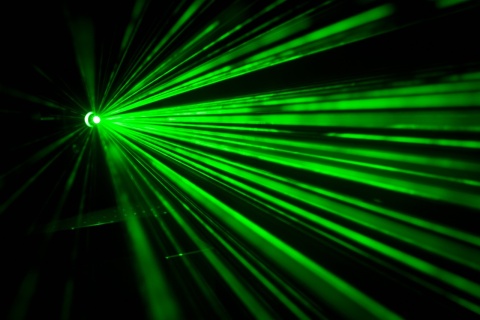 Image: SD-Pictures, Green Laser Light Beam, Pixabay, CC0 Creative Commons