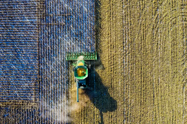 Aerial photo of farm machinery. Credit: Tom Fisk via Pexels.