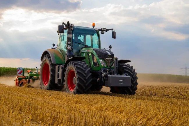 Tractor in field. Credit: Jannis Knorr via Pexels
