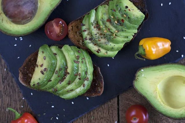 Image: Kjokkenutstyr, Sliced Avocado Toast, Wikimedia Commons, Creative Commons Attribution-Share Alike 4.0 International Image: Kjokkenutstyr, Sliced Avocado Toast, Wikimedia Commons, Creative Commons Attribution-Share Alike 4.0 International