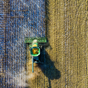 Aerial photo of farm machinery. Credit: Tom Fisk via Pexels.