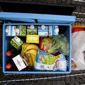 Image: Sander van der Wel, Full shopping cart (seen from above), Wikimedia Commons, Creative Commons Attribution-Share Alike 2.0 Generic