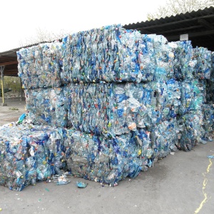 Image: Michal Maňas, Bales of crushed blue PET bottles. In Olomouc, the Czech Republic, Wikimedia Commons, Creative Commons Attribution 3.0 Unported