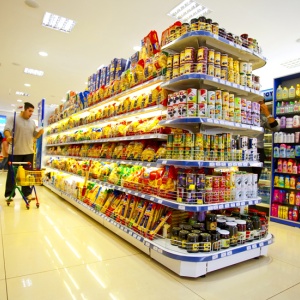 Image: Vladimir Kirakosyan, SAS Supermarket - interior, Wikimedia Commons, Creative Commons Attribution-Share Alike 3.0 Unported