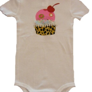 Image: Amber, Cupcakes rock onesie, Flickr, Creative Commons Attribution 2.0 Generic