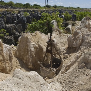 Image: Lorrie Graham/AusAID, The site of secondary mining of Phosphate rock in Nauru, 2007, Wikimedia Commons, Creative Commons Attribution 2.0 Generic
